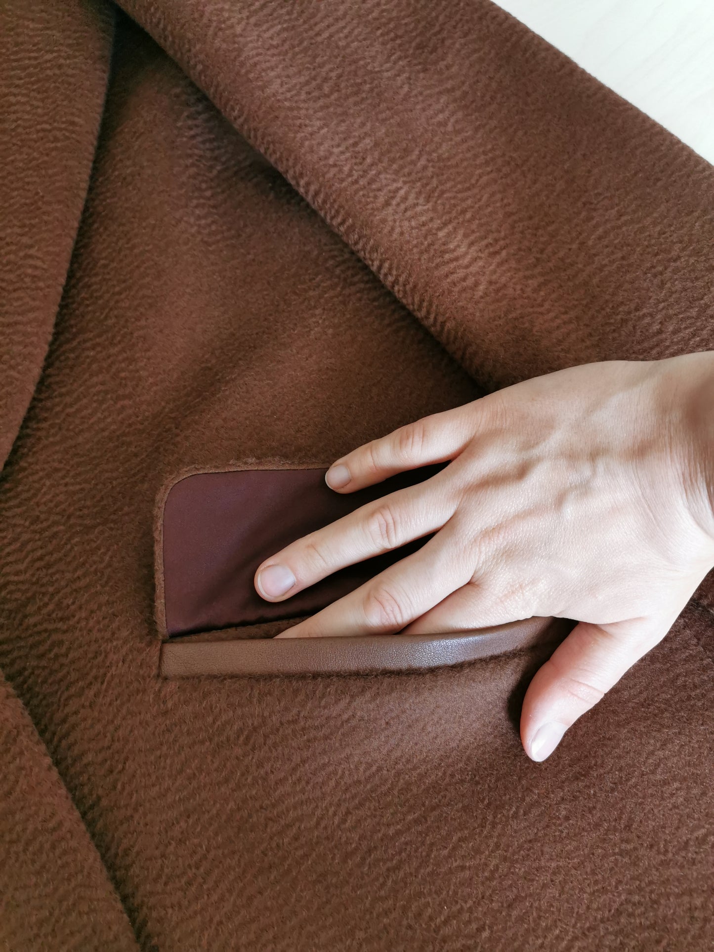 Oversize cashmere coat