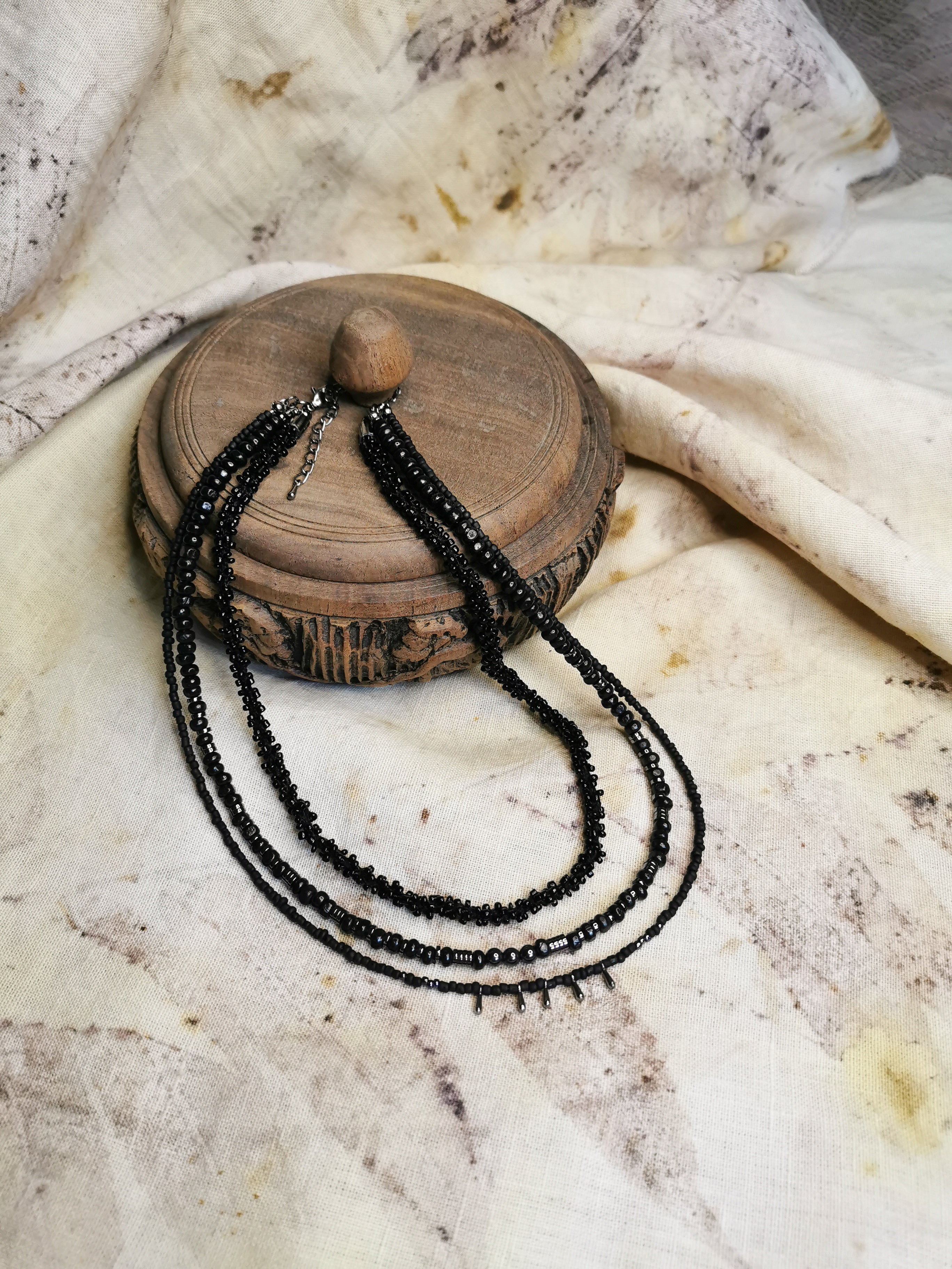 Multilayer seed bead necklace