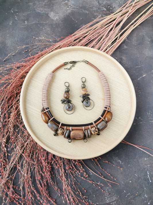 Boho chunky necklace and earrings Vika Studio