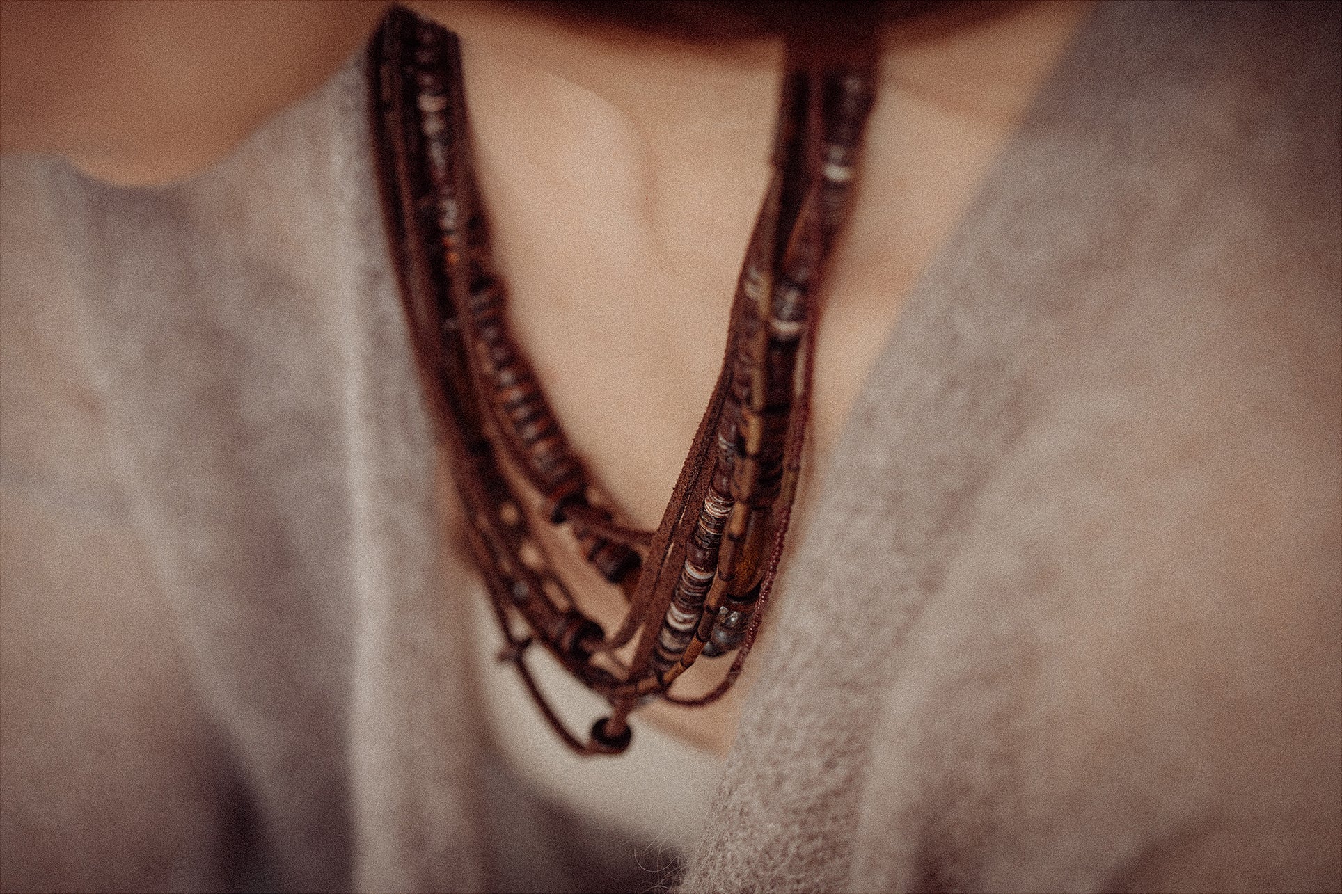 Multilayer bead string jewelry set