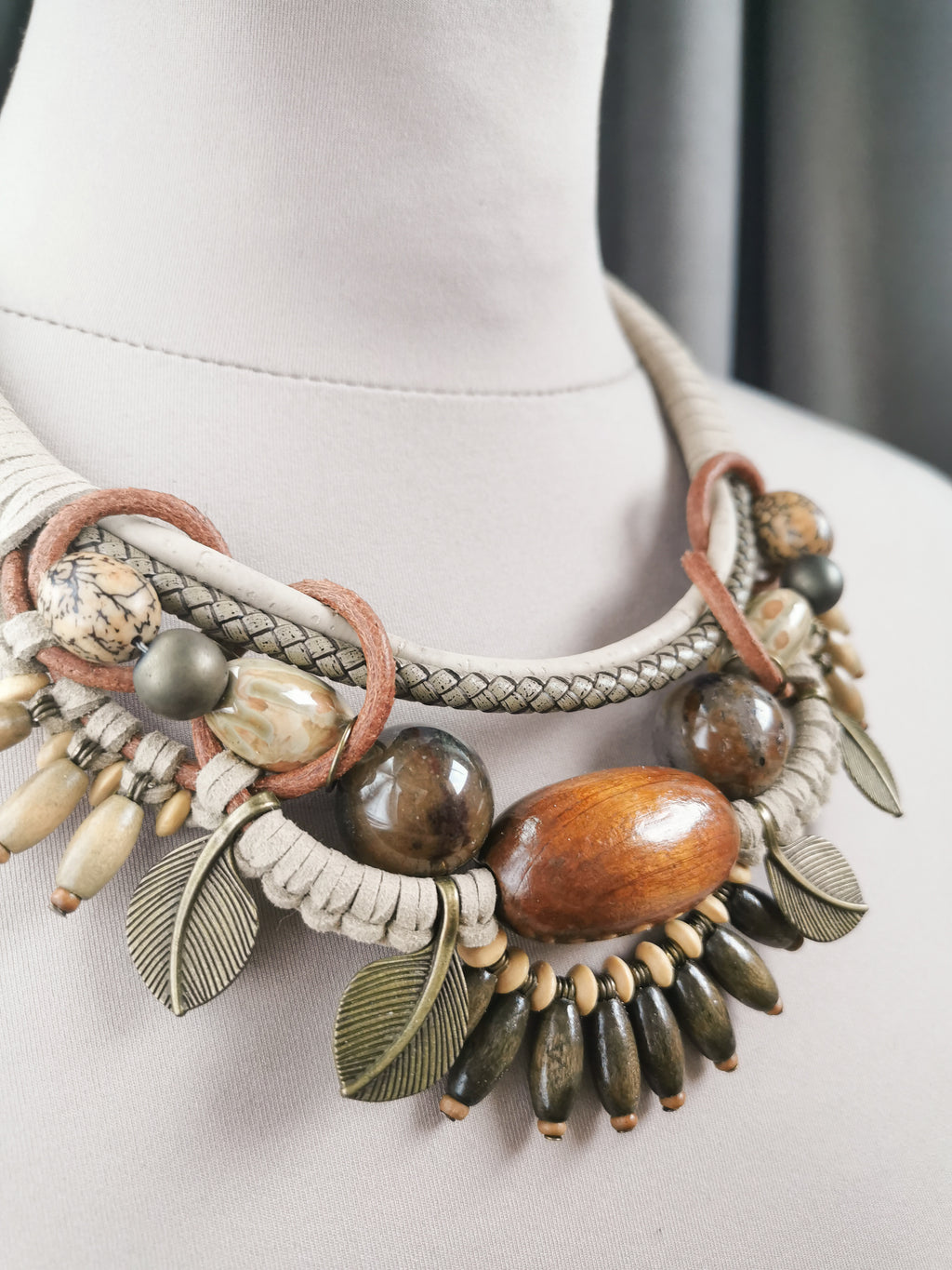 Statement large necklace