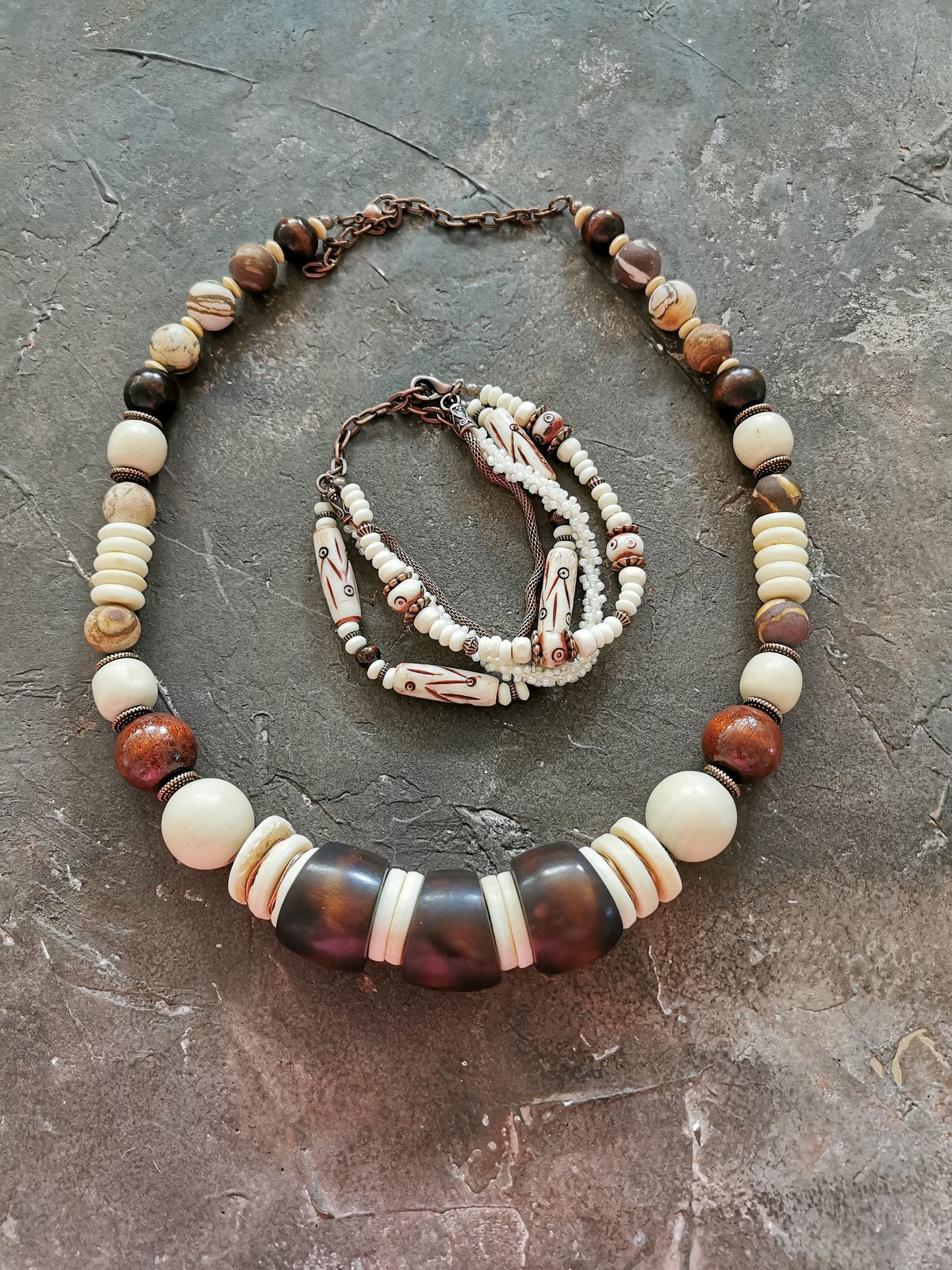 Etno bone bead jewelry set