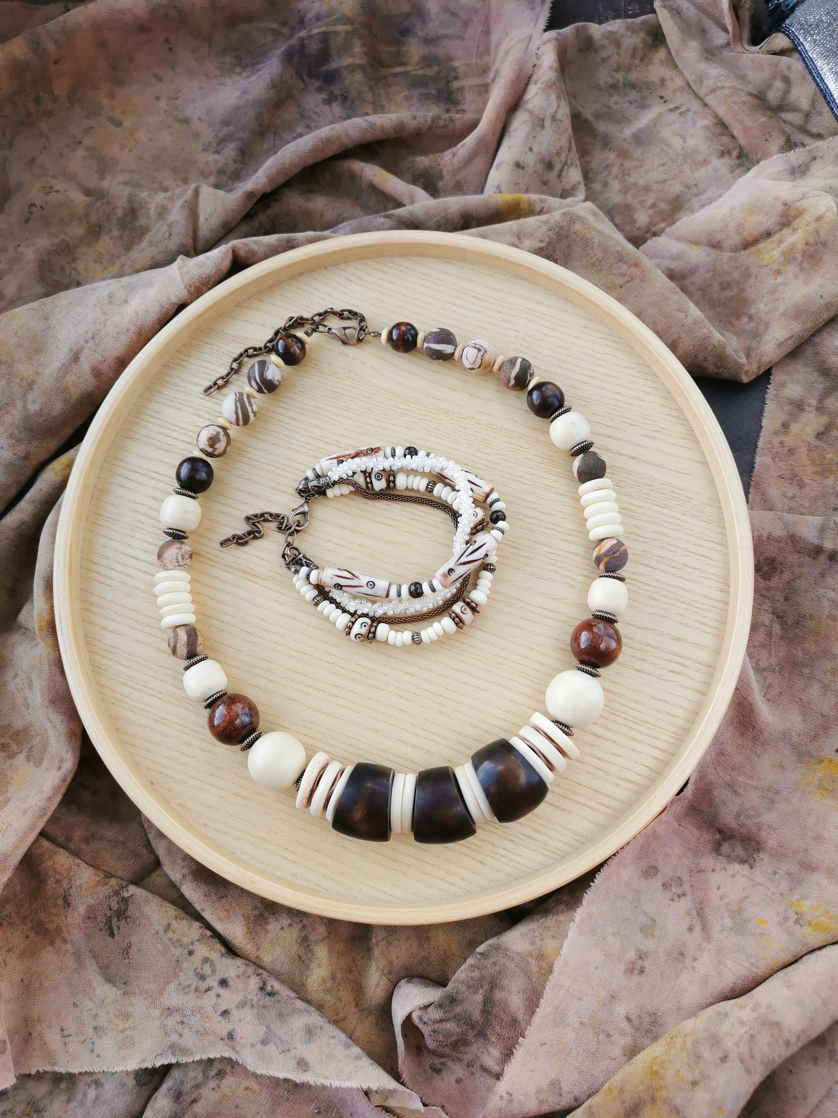 Etno bone bead jewelry set