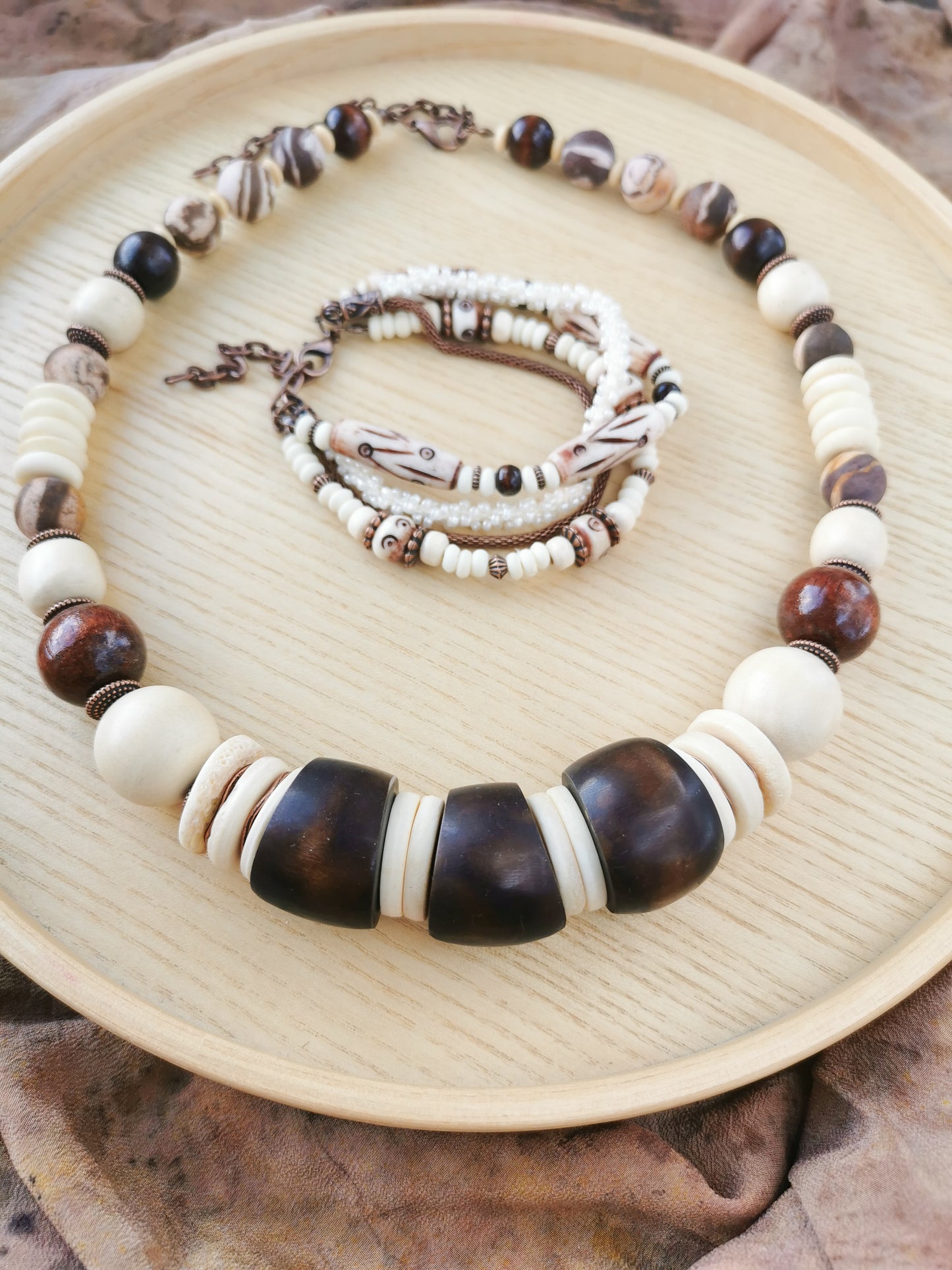 Etno bone bead jewelry set