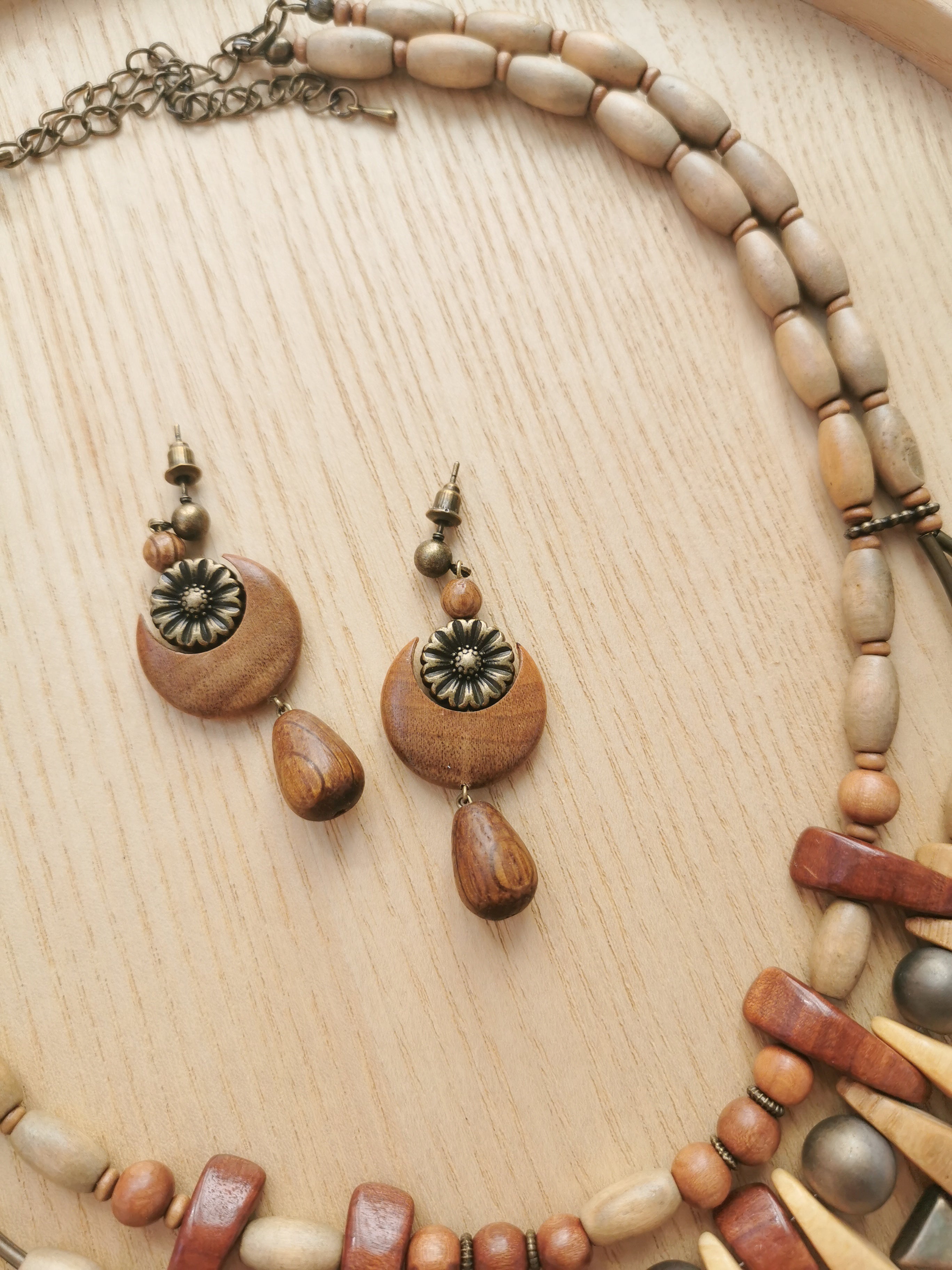 Etno Wood Bead Necklace with Earrings